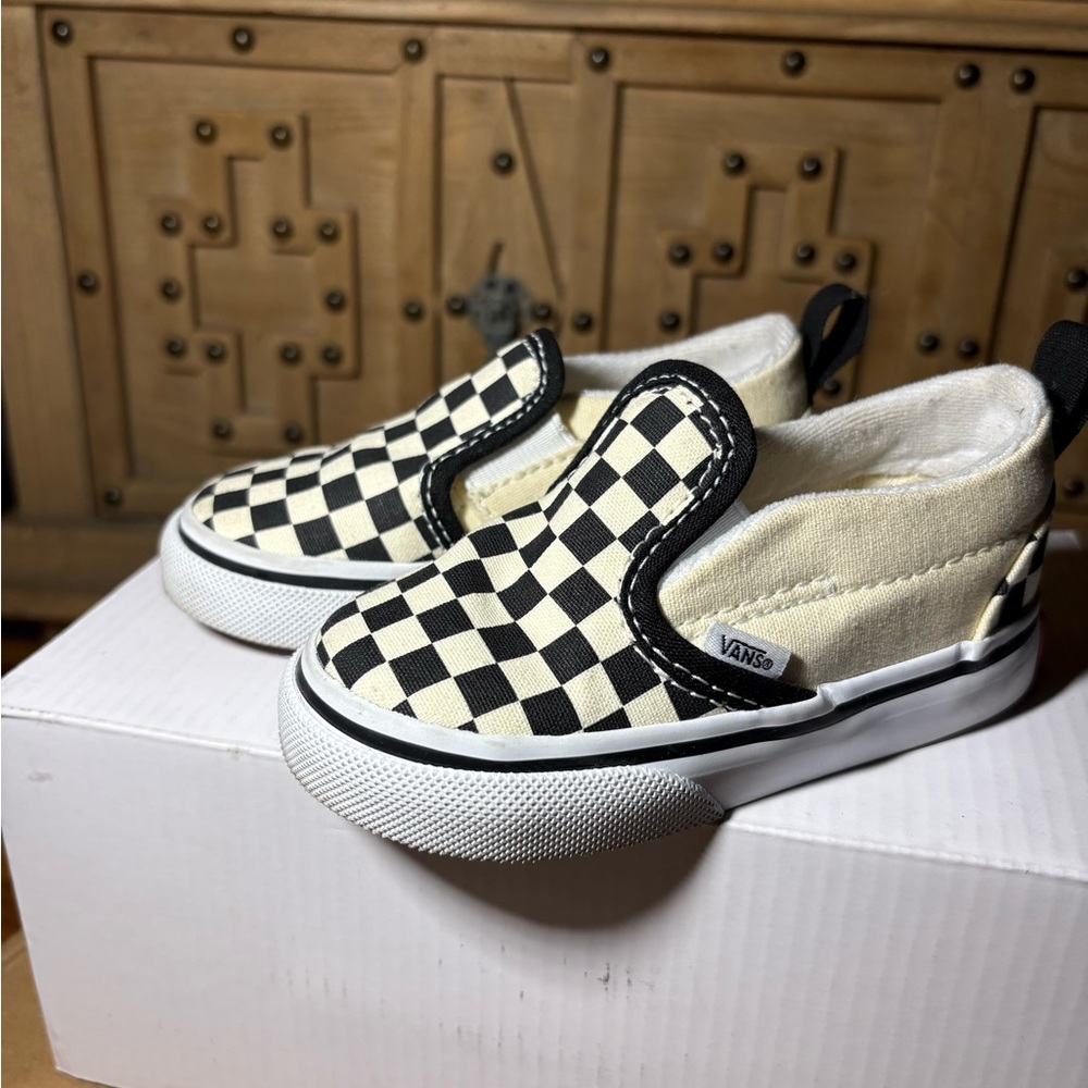 Vans Baby Checkered Old Skool Canvas- Black and Cream
